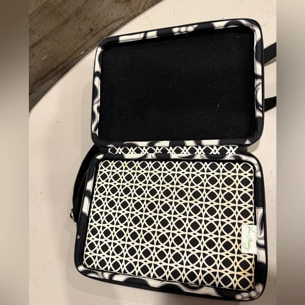 Vera Bradley | Night & Day Hard Shell Tablet Travel Case
